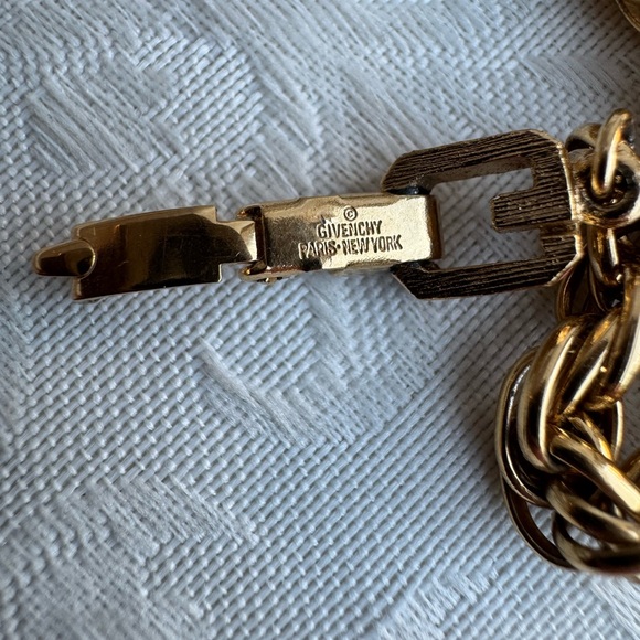 Givenchy Gold Chain Bracelet - Picture 3 of 6
